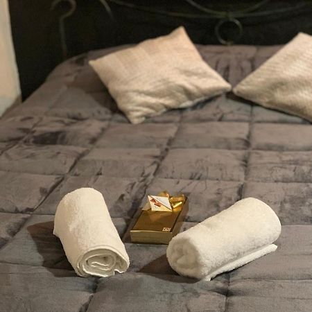 אורנג' Tres Belle Suite Dans Le Centre Historique Ideale Pour 2 Personnes מראה חיצוני תמונה