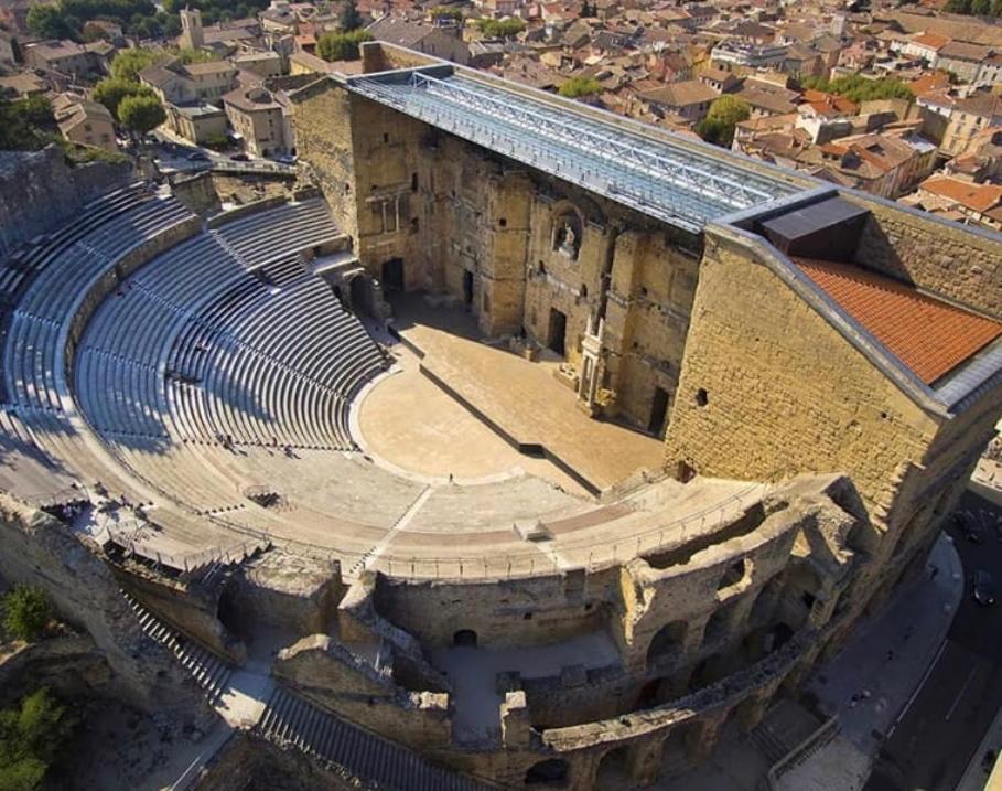 אורנג' Tres Belle Suite Dans Le Centre Historique Ideale Pour 2 Personnes מראה חיצוני תמונה